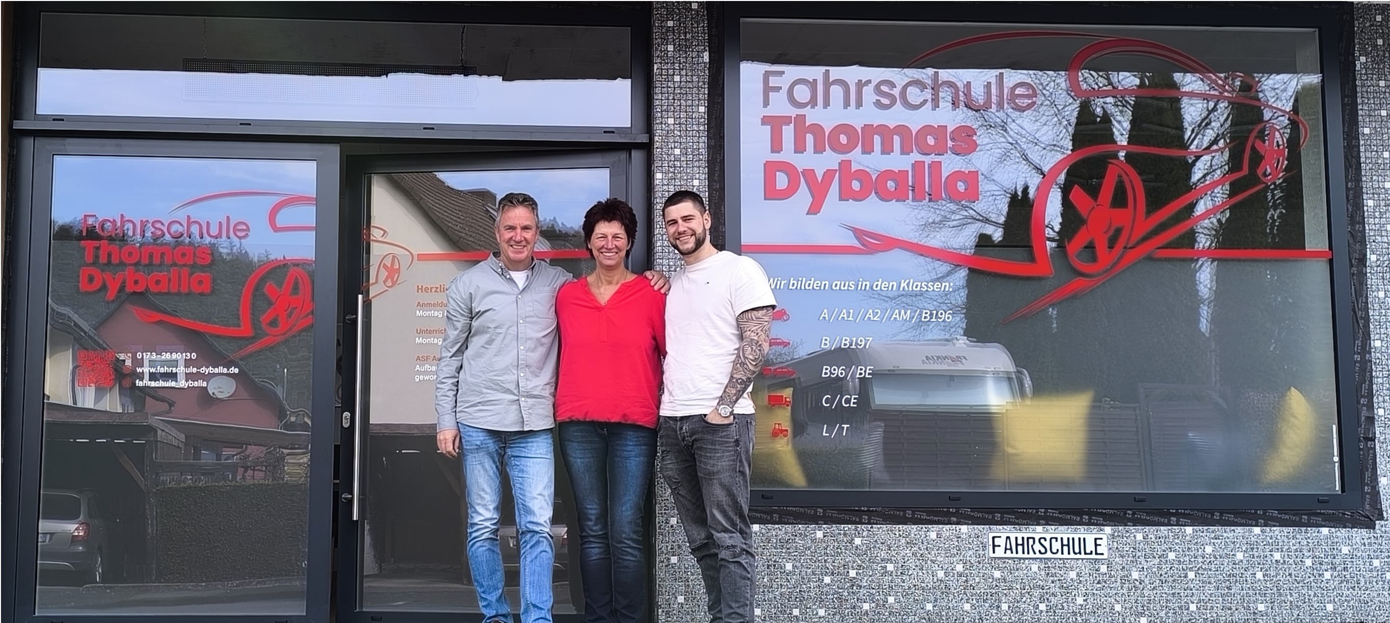 Fahrschule Dyballa Hintergrund